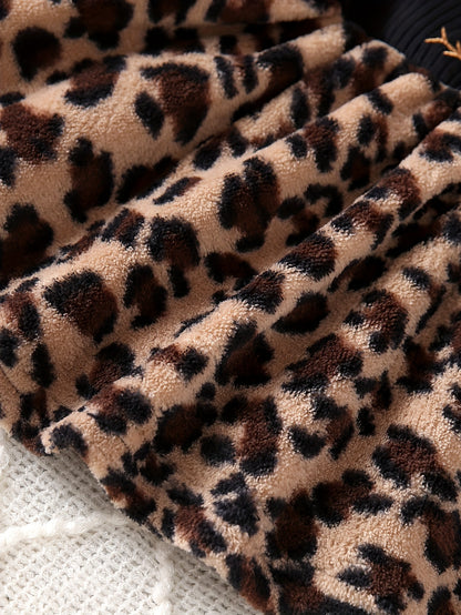 Autumn and Winter New Fashion Leopard Print Set with Black Long Sleeve Top Featuring Golden Letters, Matching Leopard Skirt and Jacket, Wild Yet Cute, Soft Light Beige-Friendly Material for Instant Trendy Little Darling, Perf