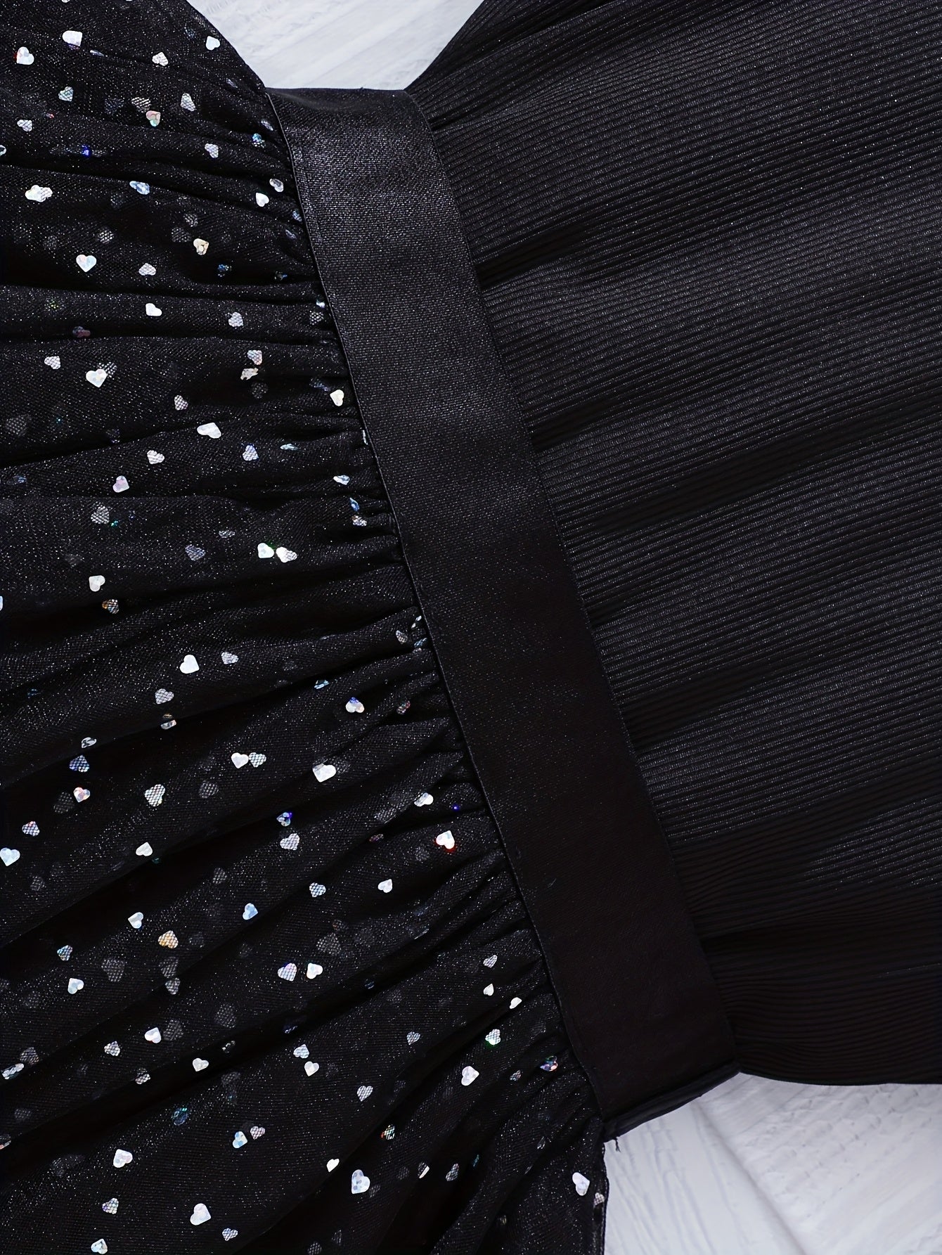 Girls' Casual Fashion Long Sleeve & Mesh Skirt Set for Spring, Autumn, and Winter