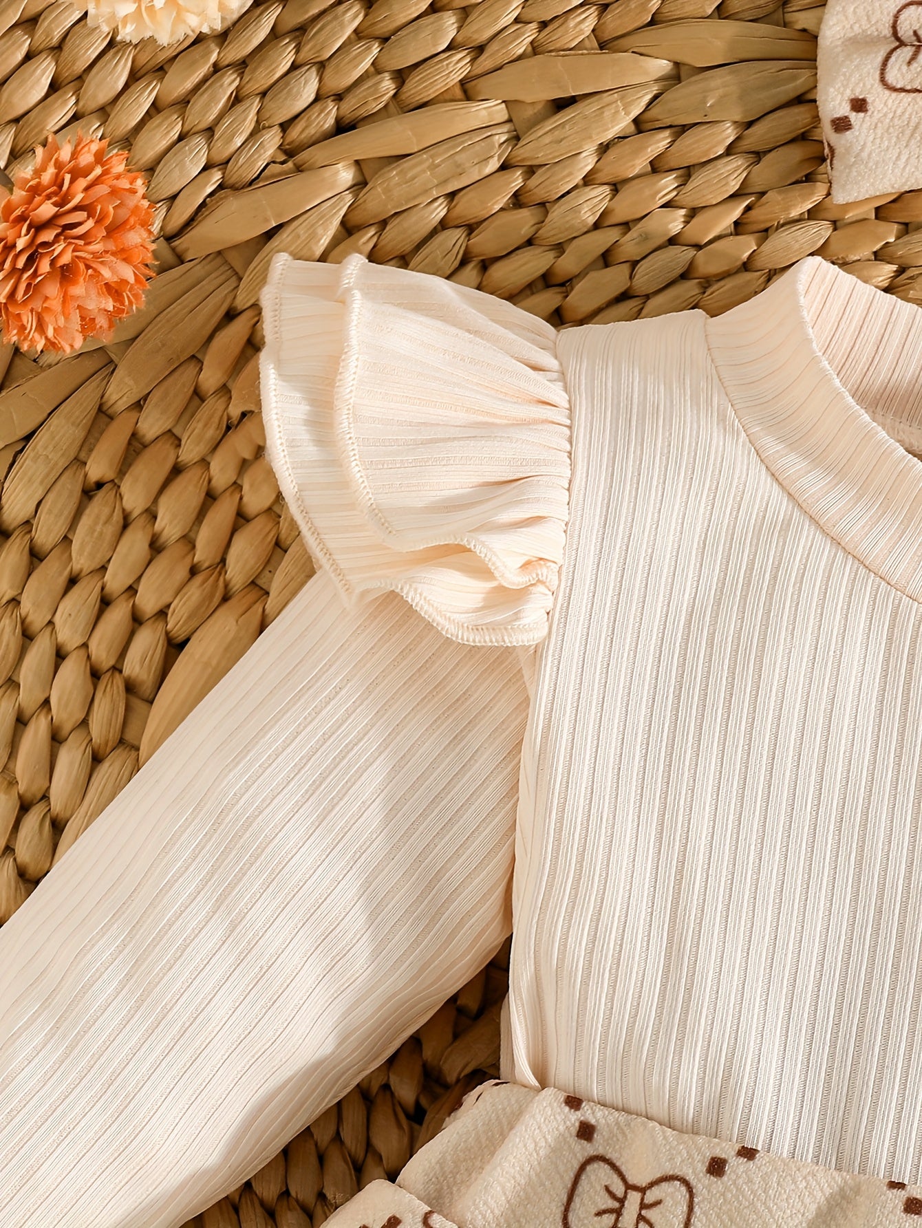 Girls' Fashion Butterfly Print Long Sleeve Dress + Bow Hair Accessory + Pair of Socks, Perfect for Outdoor