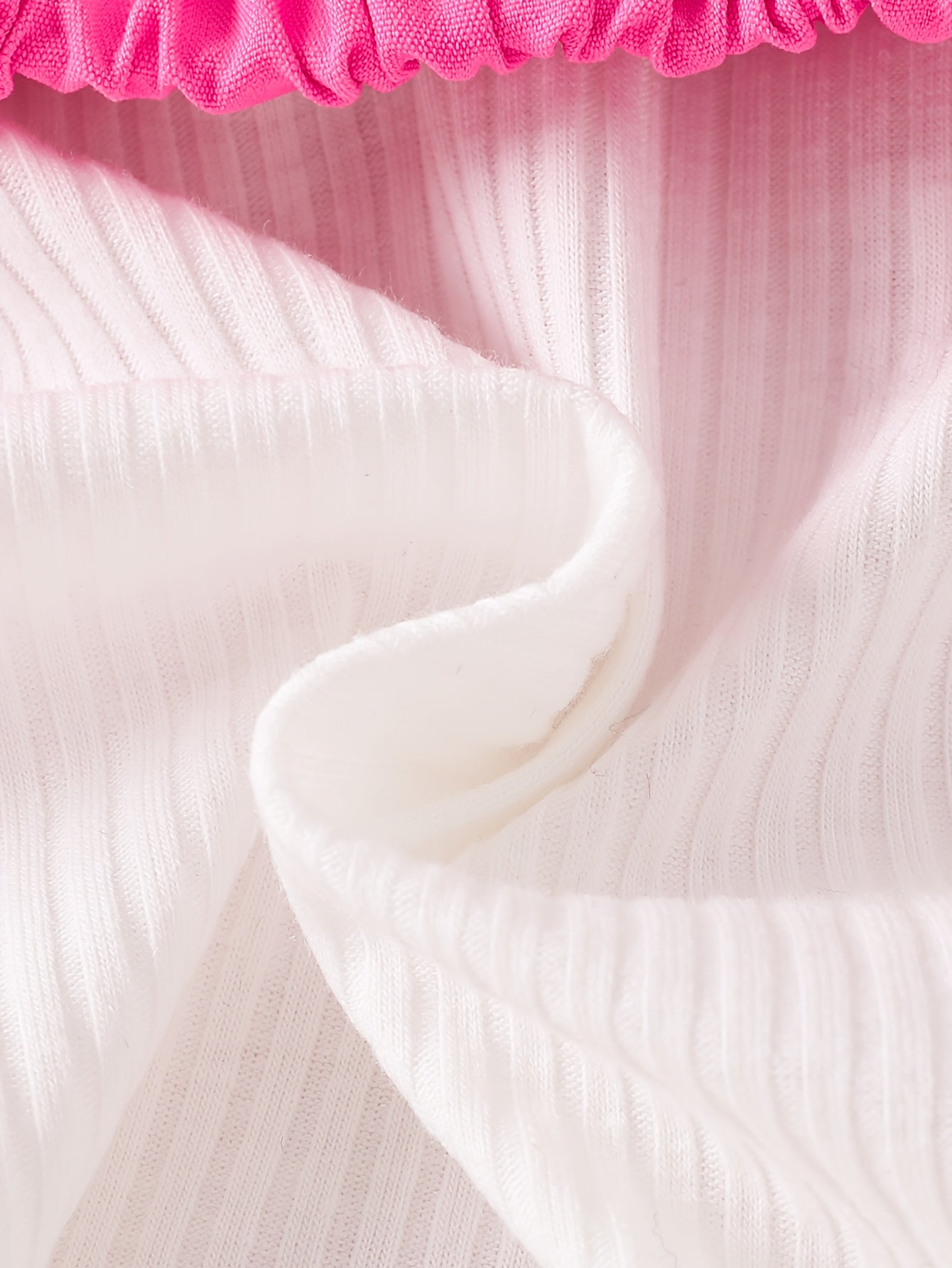 Baby Girl'S Heart & Bow Print Bodysuit with Ruffled Sleeves & Bow Detail - Long Sleeve Winter Outfit, Soft Pink & Color Block, Perfect for Fall/Winter, for Outdoor