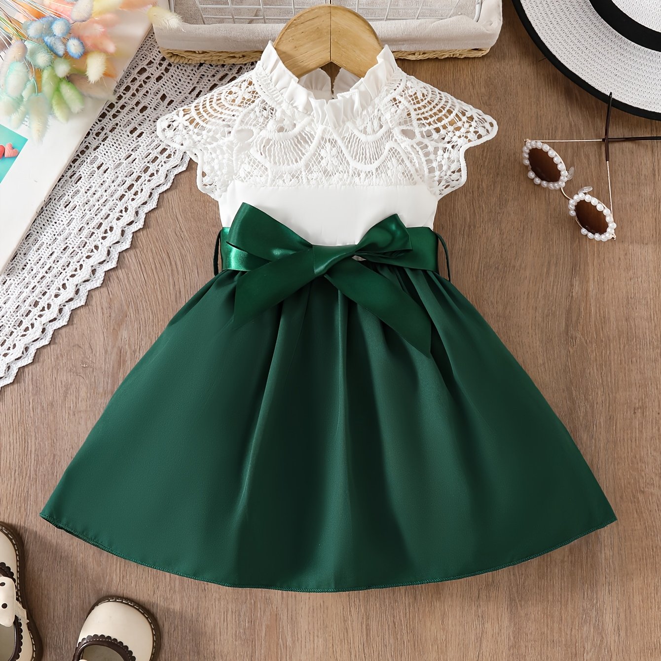 Summer Two-Piece Set for Girls Aged 2 Years, Featuring a Solid Color Woven Casual Dress with Lace Trim And a Matching Belt.