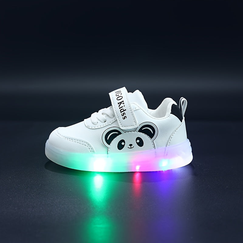 MGO Kids Spring And Autumn Girls' Casual Sports Shoes with Lights, Comfortable Flashing Running Shoes Suitable for Toddlers And Young Children, Featuring a Cute Panda Design, Suitable for Both Boys And Girls.
